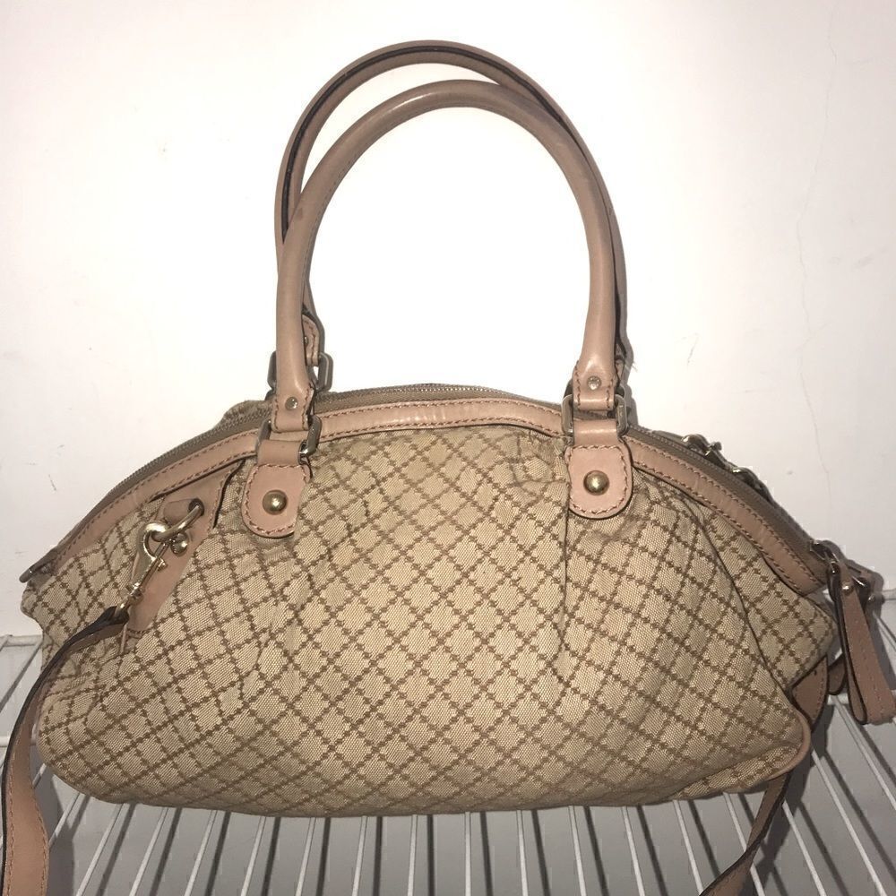 Authentic Gucci tote with strap - Picture 8 of 16